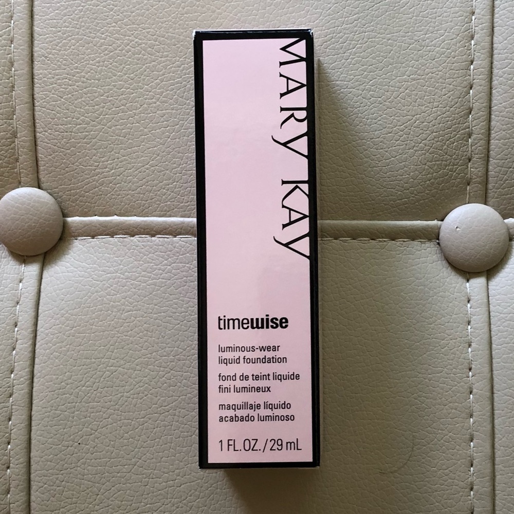 Mary Kay Timewise luminous wear liquid foundation